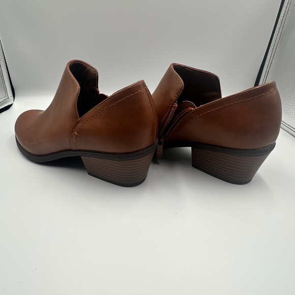 Dream Pairs Brown Ankle Booties Women's Size 9 Block Heel Side Zip Boots - Picture 10 of 13